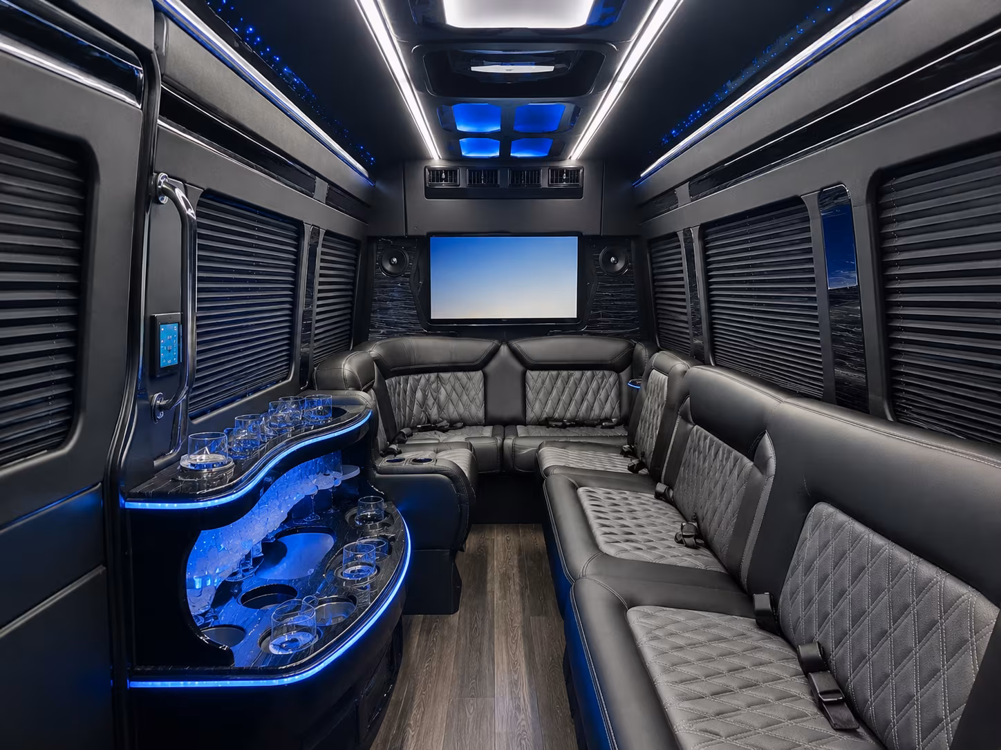 bus rental options for columbia trips