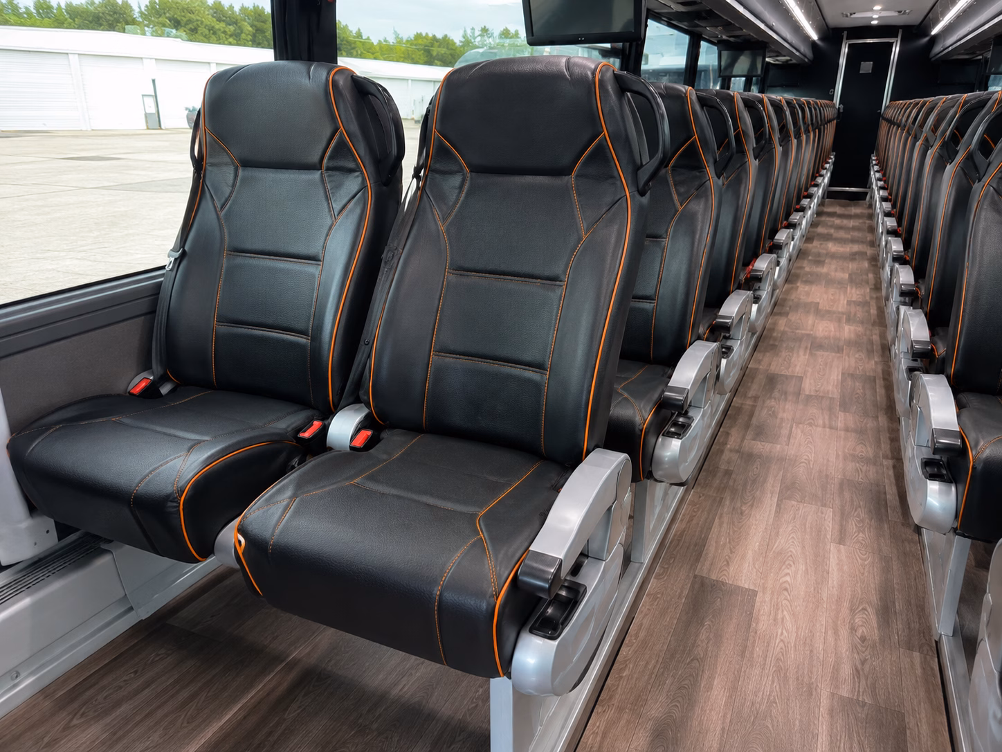 downtown columbia venue bus rentals for prom night