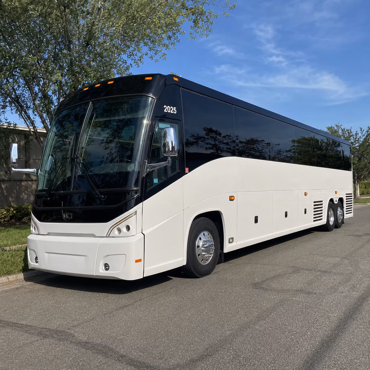 government agency shuttle buses between columbia and jefferson city