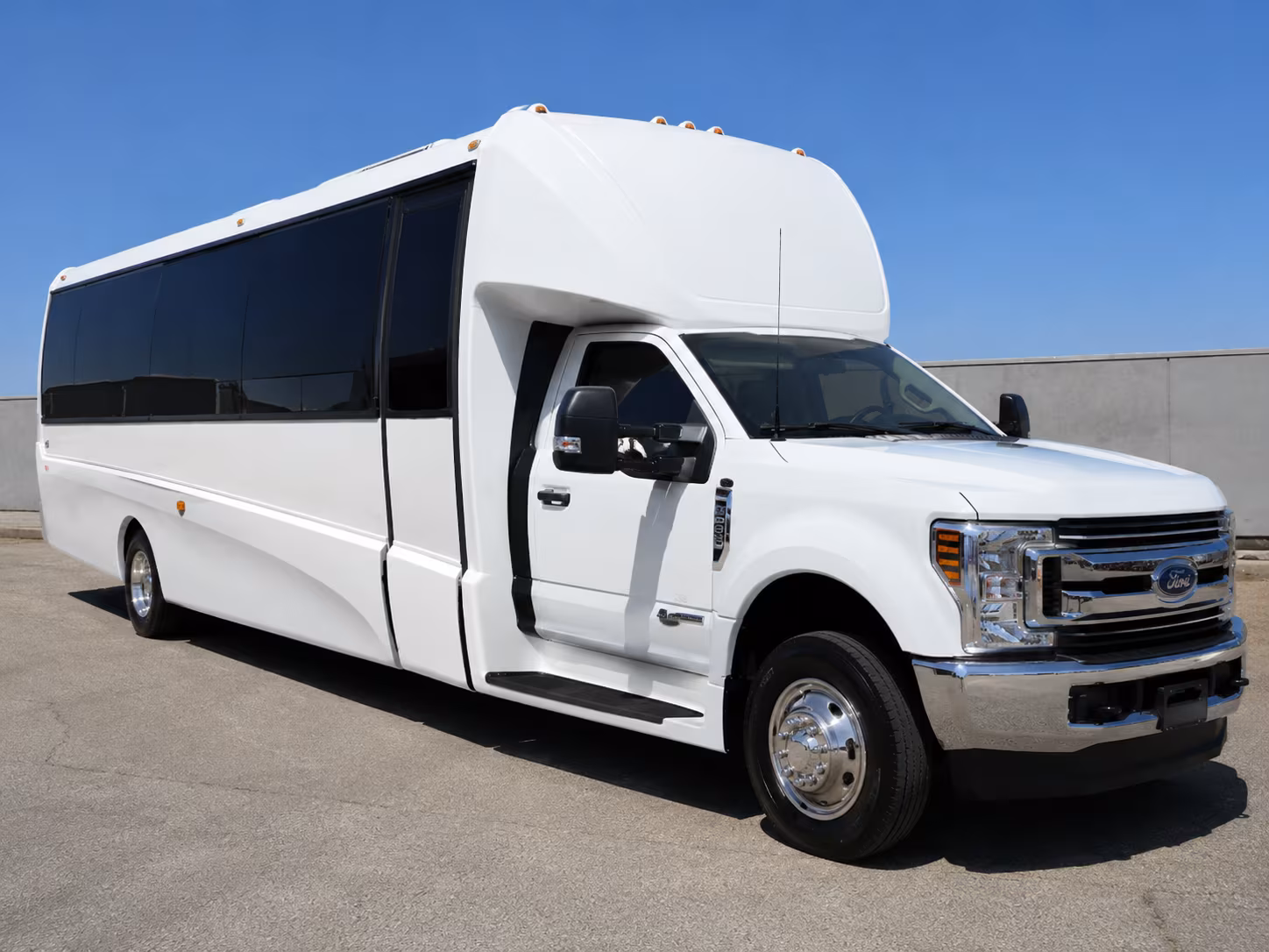 minibuses for boone county history and local cultural field trips
