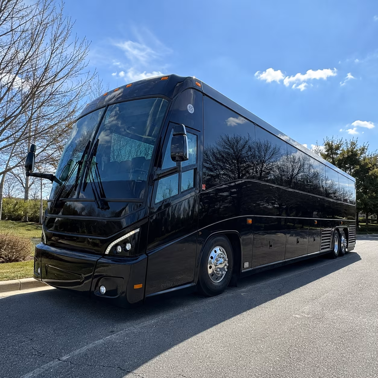 shuttle buses for columbia s business parks and corporate campuses